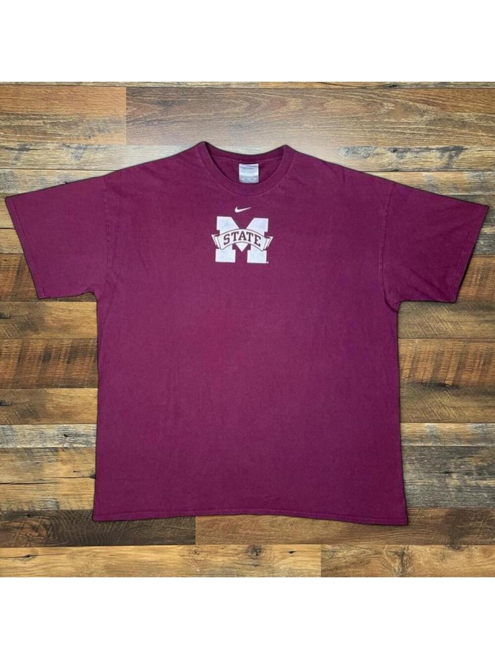 Vintage Nike Team Mississippi State University T-Shirt Size 2XL.